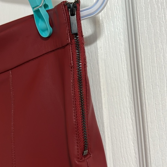 Zara Red Faux leather Leggings/Pants - Picture 6 of 10